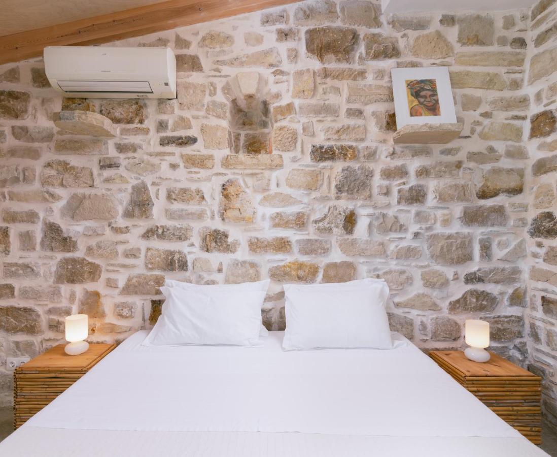 Die Zwei Brueder Art & Suites Μάταλα Εξωτερικό φωτογραφία