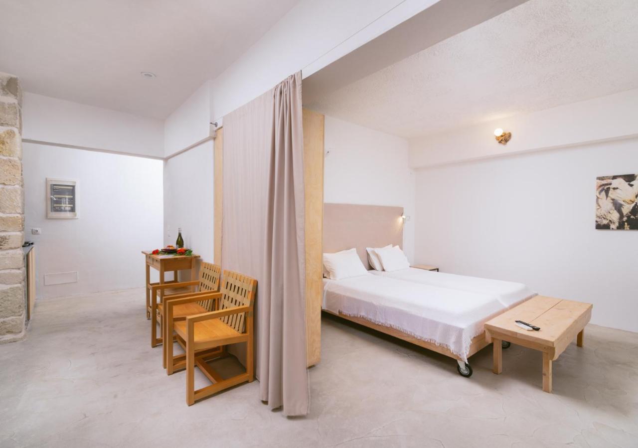Die Zwei Brueder Art & Suites Μάταλα Εξωτερικό φωτογραφία